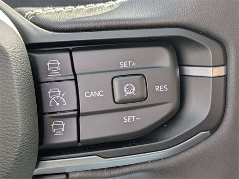 New 2026 Jeep Cherokee Overland image 17