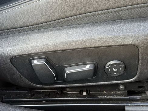 Used 2025 BMW 330i xDrive Sedan image 30