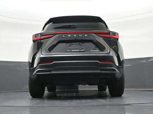 Used 2023 Lexus NX 250 FWD w/ Towing Package (2000 Lbs) image 26