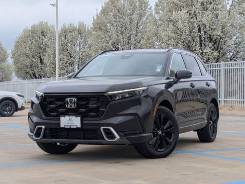 Used 2025 Honda CR-V Sport Touring image 2