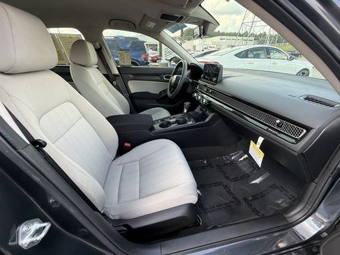 Used 2024 Honda Civic LX image 33