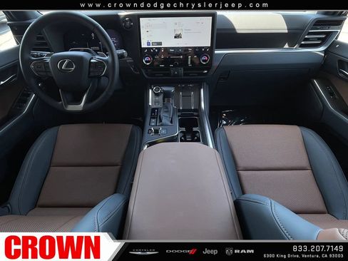 Used 2026 Lexus GX 550 w/ Cold Area Package AWD/4WD image 30