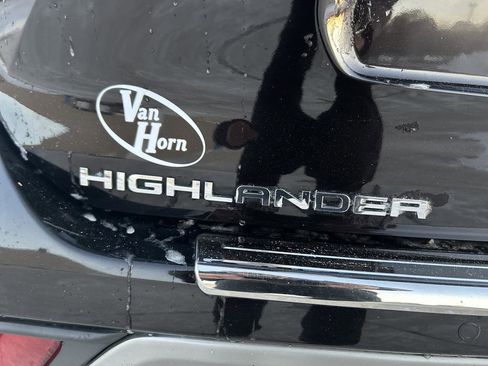 Used 2020 Toyota Highlander Platinum image 35