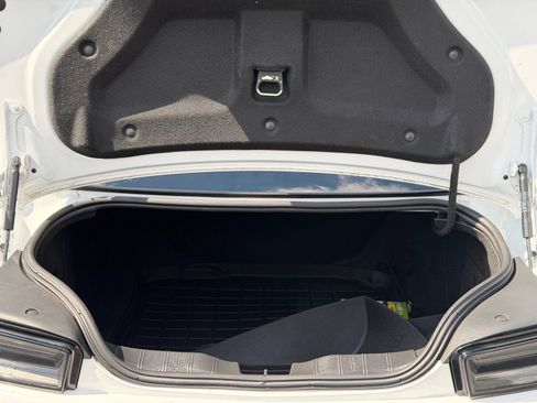 Used 2017 Chevrolet Camaro LT RWD image 12
