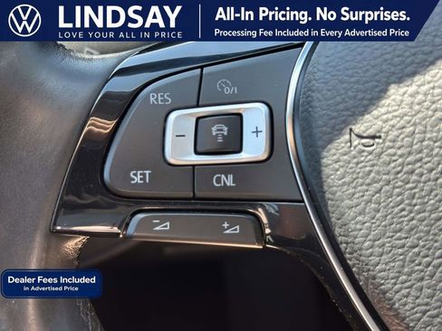 Used 2018 Volkswagen Atlas SE FWD image 22