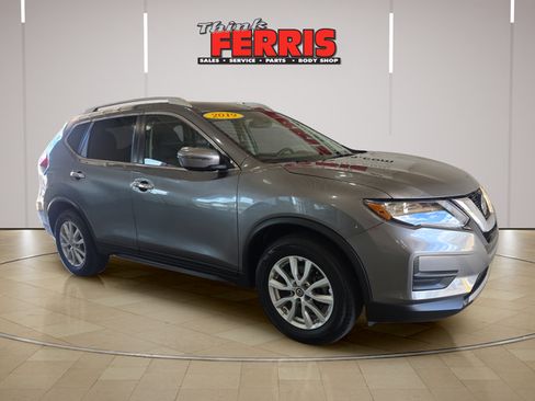 Used 2019 Nissan Rogue SV AWD/4WD image 3