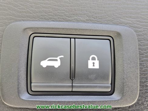 Used 2023 Mitsubishi Outlander SE FWD image 16