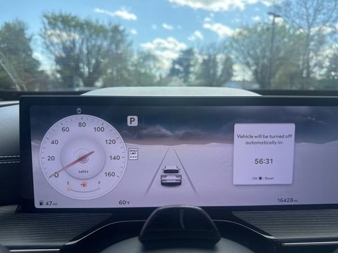 Used 2025 Genesis GV80 3.5T AWD/4WD image 18