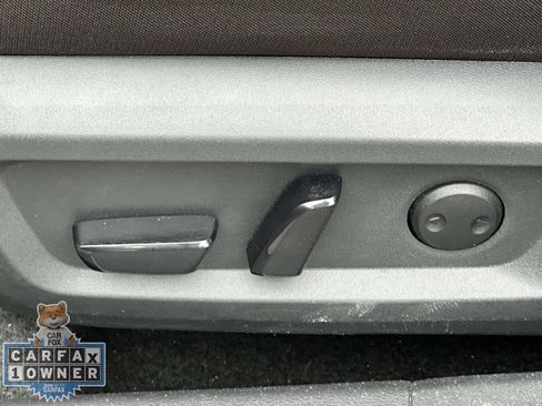 Used 2025 Nissan Rogue SV AWD/4WD image 20