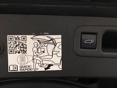 Used 2022 Toyota Highlander Platinum image 7