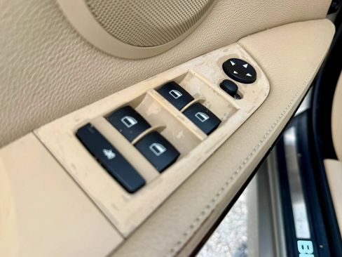 Used 2009 BMW 328i Sedan RWD image 19