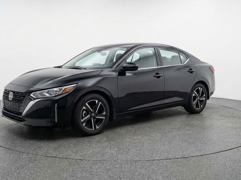 Used 2025 Nissan Sentra SV FWD image 3