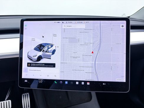 Used 2022 Tesla Model Y Performance AWD/4WD image 4