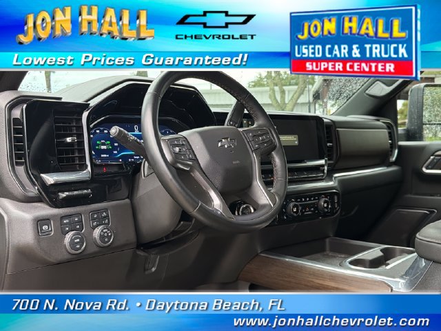 Used 2024 Chevrolet Silverado 3500 High Country w/ Technology Package AWD/4WD image 24
