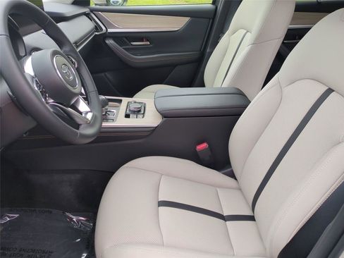 New 2026 MAZDA CX-90 3.3 Turbo w/ Preferred Package AWD/4WD image 16