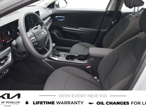 New 2026 Kia K4 FWD image 10