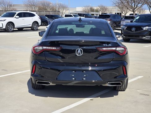 Used 2023 Acura TLX image 7