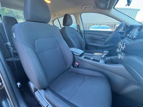 Used 2025 Nissan Sentra S FWD image 32