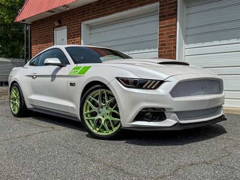 Used 2017 Ford Mustang GT Premium w/ GT Performance Package image 23