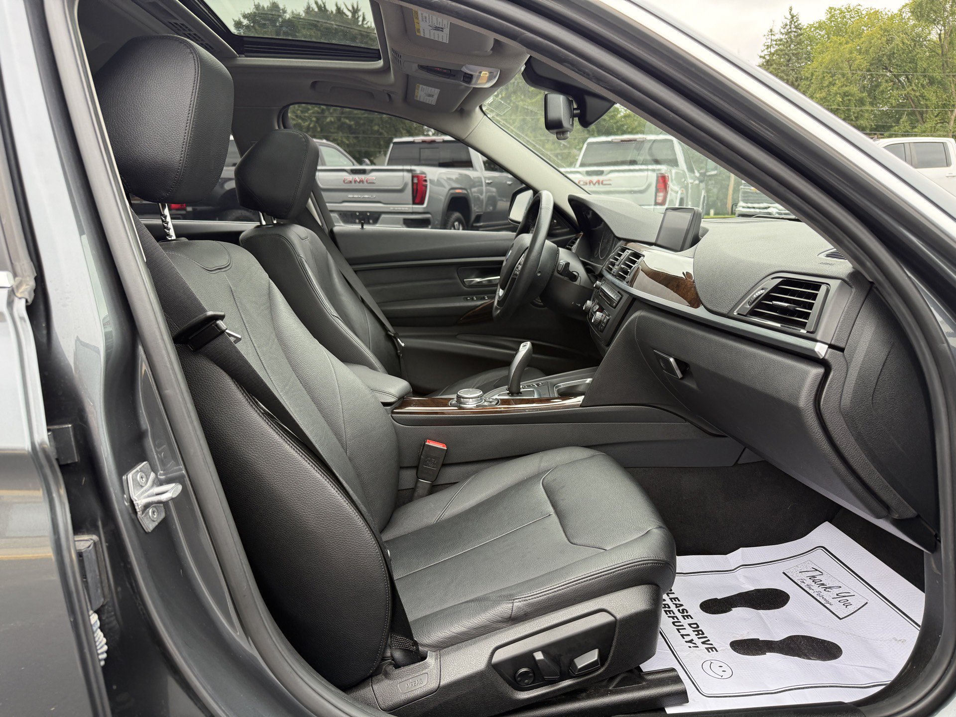 Used 2015 BMW 335i xDrive Sedan AWD/4WD image 25