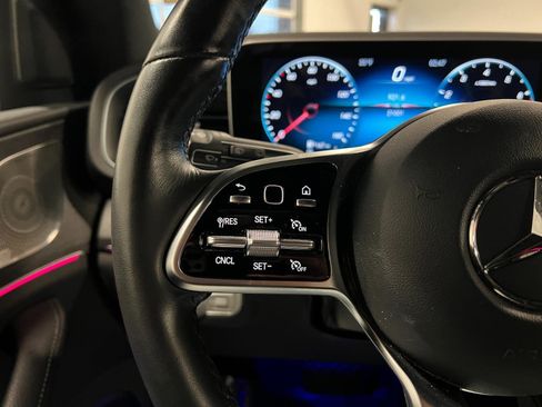 Used 2022 Mercedes-Benz GLE 350 4MATIC w/ AMG Line Exterior image 13