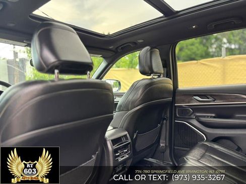 Used 2024 Jeep Grand Cherokee Limited 4xe AWD/4WD image 10