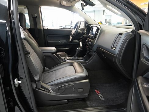 Used 2017 Chevrolet Colorado Z71 image 29