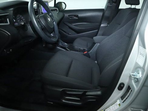 Used 2024 Toyota Corolla LE image 18