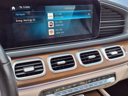 Used 2022 Mercedes-Benz GLS 450 4MATIC image 28