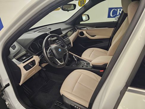 Used 2021 BMW X1 xDrive28i w/ Convenience Package image 13