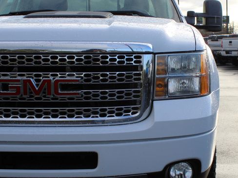Used 2012 GMC Sierra 3500 Denali image 10