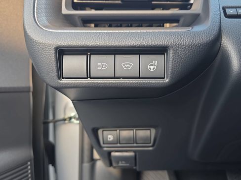 New 2027 Toyota Prius XLE FWD image 22