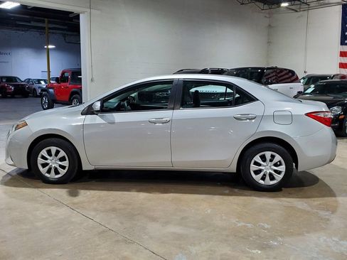 Used 2016 Toyota Corolla L FWD image 13