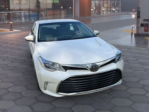 Used 2017 Toyota Avalon XLE FWD image 17