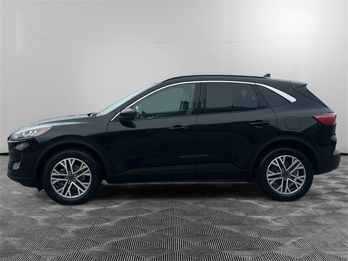 Used 2022 Ford Escape SEL image 2