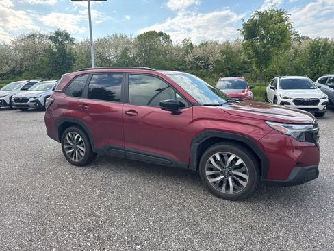 Certified 2025 Subaru Forester Touring AWD/4WD image 3