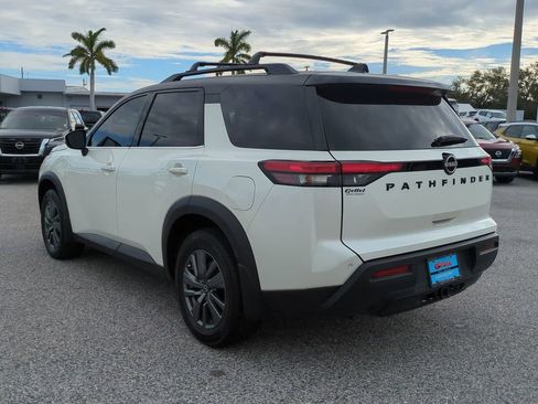 Certified 2022 Nissan Pathfinder SV image 7