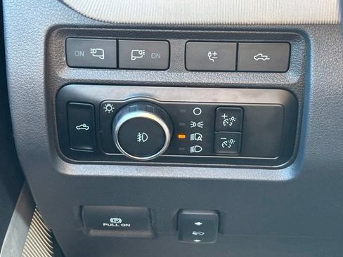 Used 2024 Ford F250 Platinum AWD/4WD image 31