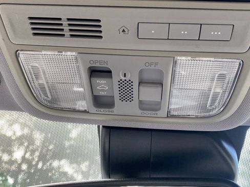Used 2015 Honda Accord EX-L image 38