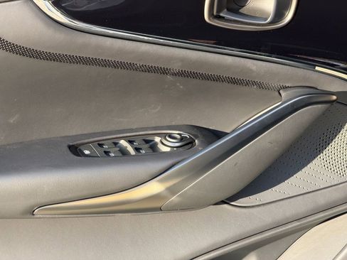 New 2026 Aston Martin DBX 707 image 19