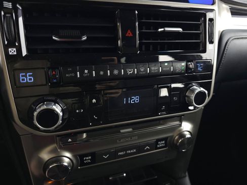 Used 2021 Lexus GX 460 Premium AWD/4WD image 29