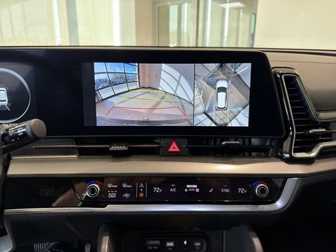 Certified 2024 Kia Sportage SX image 11