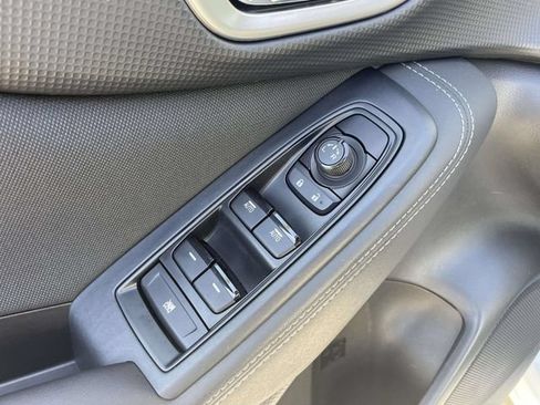 Used 2024 Subaru Forester Premium AWD/4WD image 19