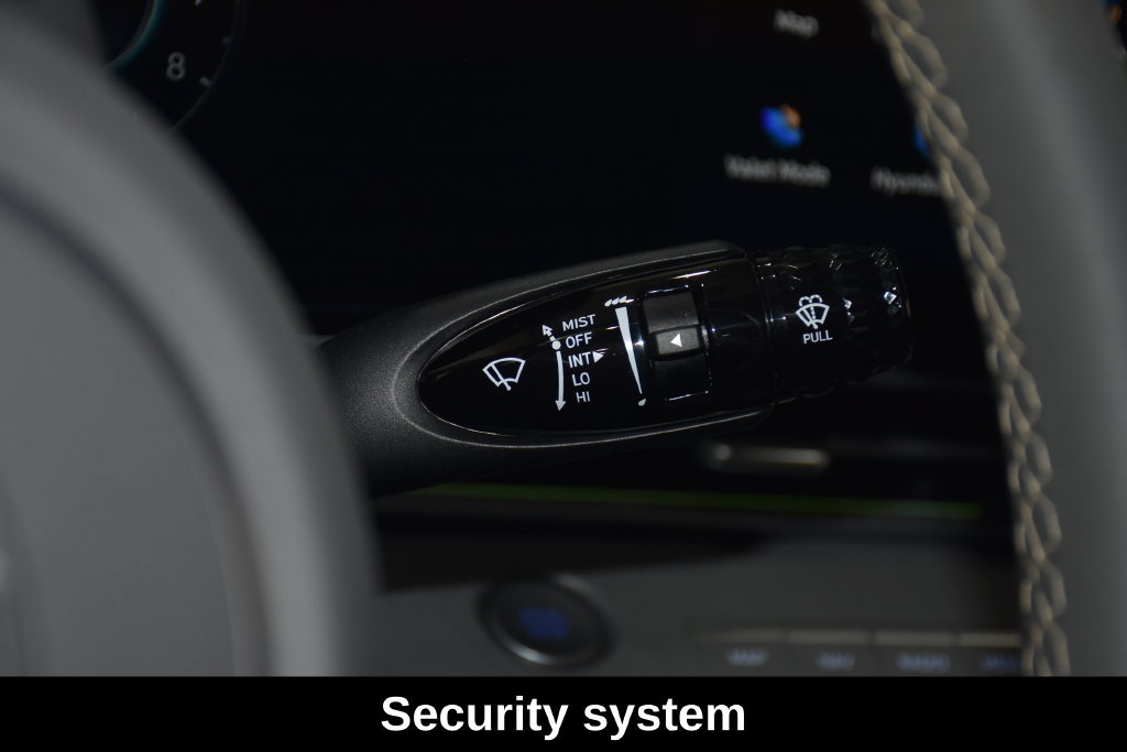 Used 2025 Hyundai Elantra SEL FWD image 18