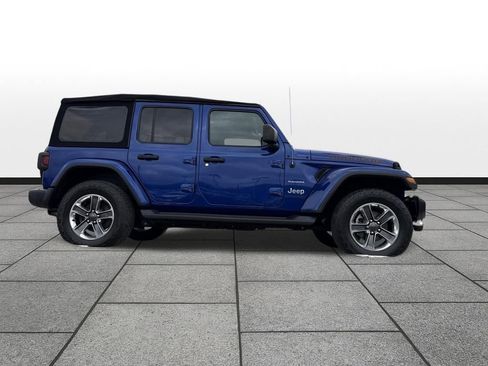 Used 2020 Jeep Wrangler Unlimited Sahara image 6