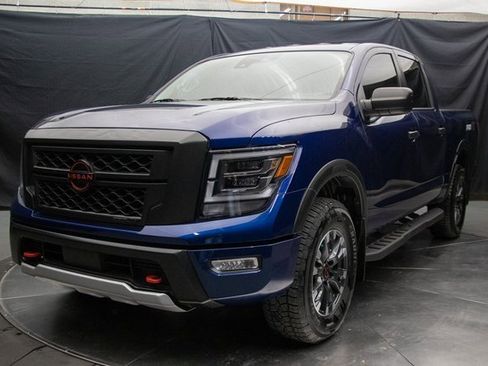 Used 2024 Nissan Titan PRO-4X w/ Off Road Protection Package image 5