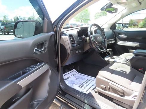 Used 2021 Chevrolet Colorado LT w/ Redline Special Edition AWD/4WD image 20