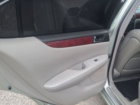Used 2003 Lexus ES 330 FWD image 9
