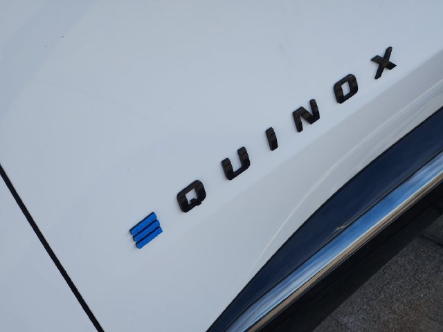 Used 2024 Chevrolet Equinox EV RS FWD image 8