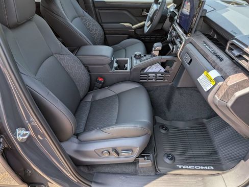 New 2026 Toyota Tacoma Limited w/ Tow Tech Package AWD/4WD image 31
